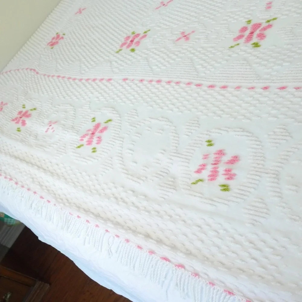 Vintage White Chenille Bedspread Pink Green Floral Tufted Fringe Twin 99x71